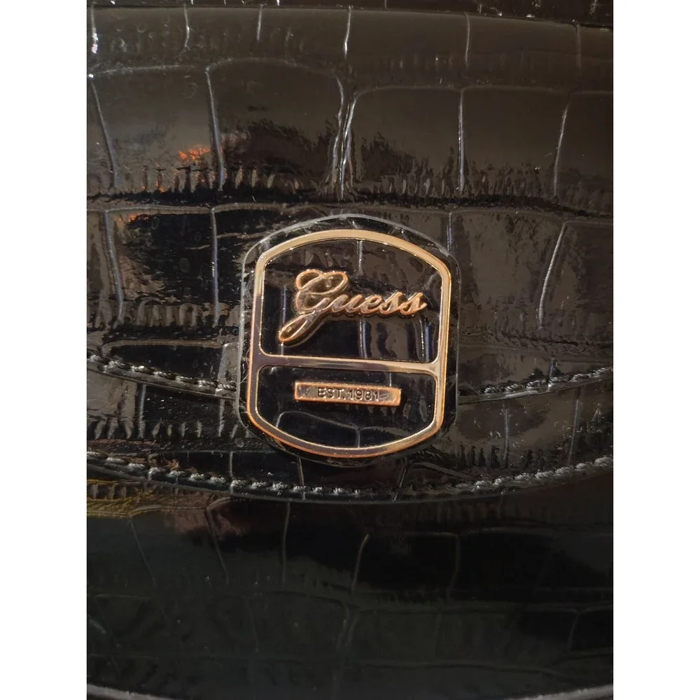 Guess Structured Handbag Purse Black Croc Embossed Texture Sleek Girl Boss